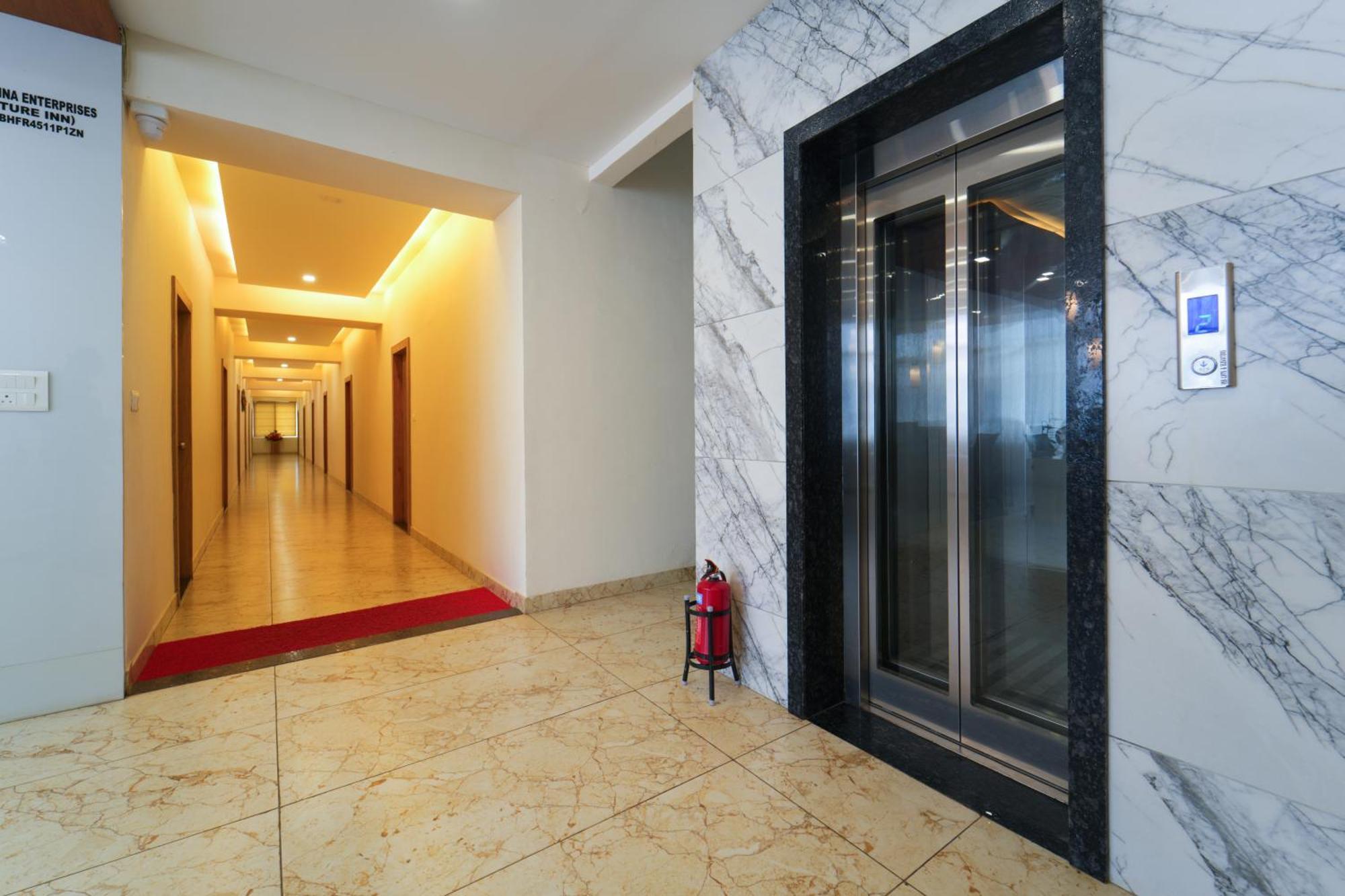 Signature Inn Чикмагалур Екстер'єр фото